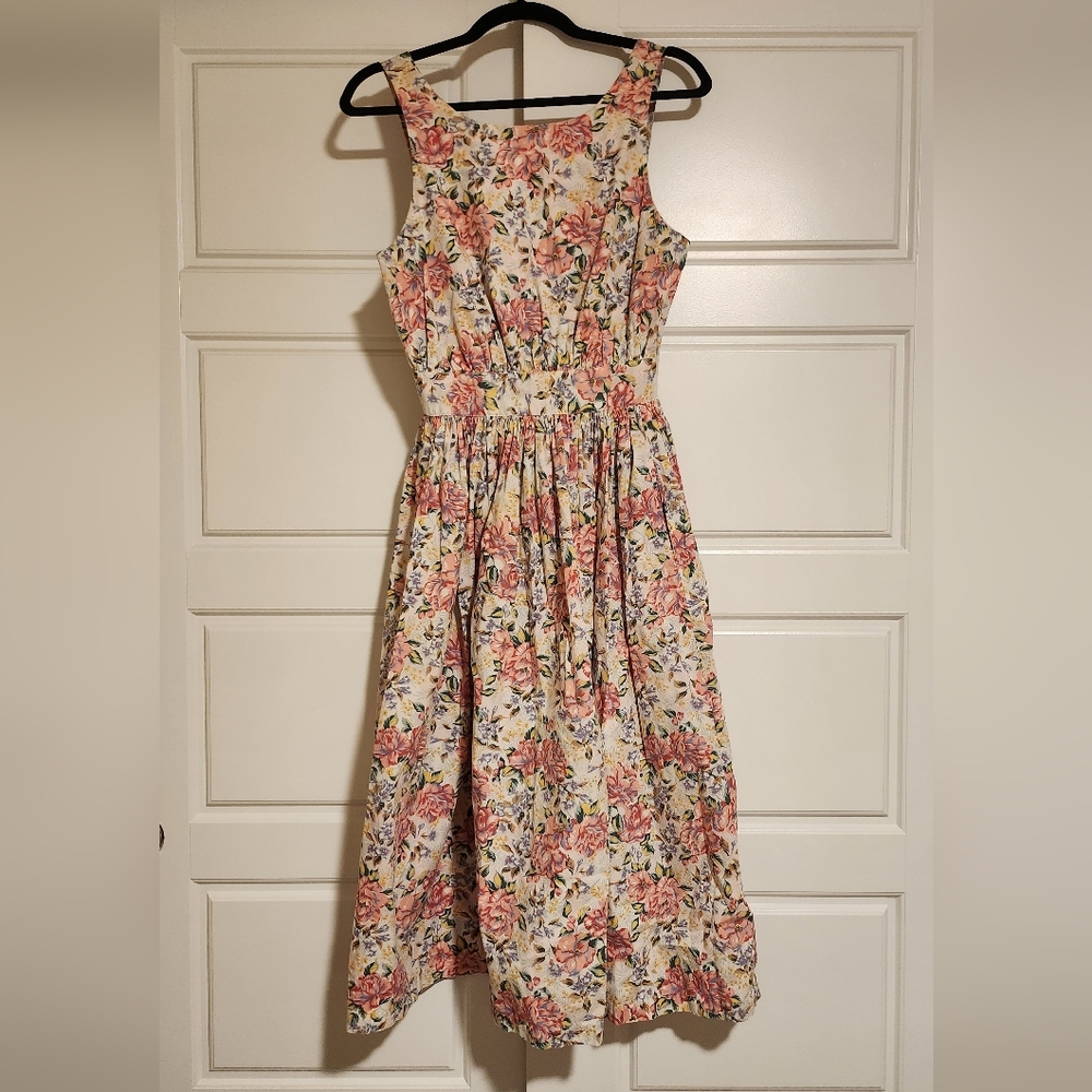 Vintage low-back Laura Adams Floral Dress